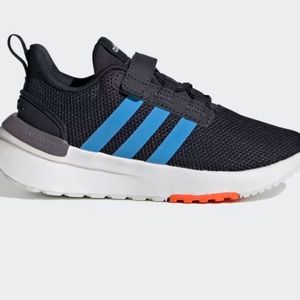 Boys Adidas Running Shoes - NWT - RACER TR21 SHOES